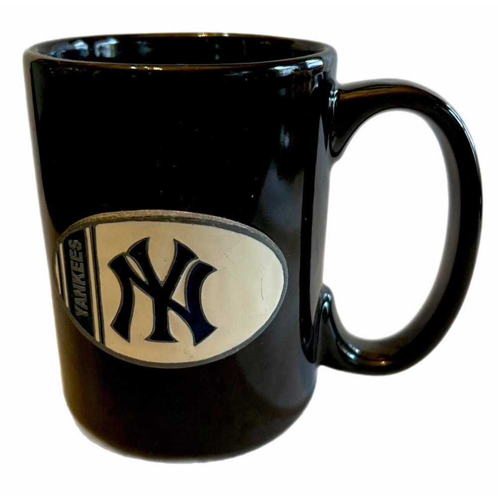 2010 Great American Products Baseball New York Yankees Logo Black Coffee Mug